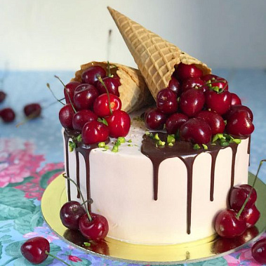 Торт "Вишневый рожок" купить - бердск.сладкоежкин.рф