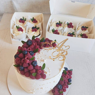 «Пиршество ягод» купить - бердск.сладкоежкин.рф