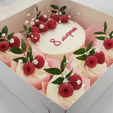 Ягодная нежность купить - бердск.сладкоежкин.рф